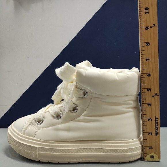 Converse Chuck Taylor All Star High Top Elements Boots Womens US 7 White A17642C - Picture 9 of 9